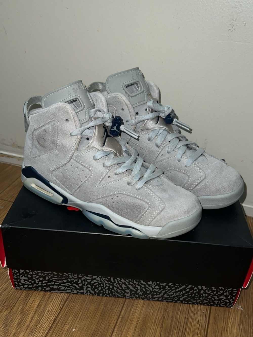 Jordan Retro 6 “Georgetown” 6.5 - Picture 2 of 11